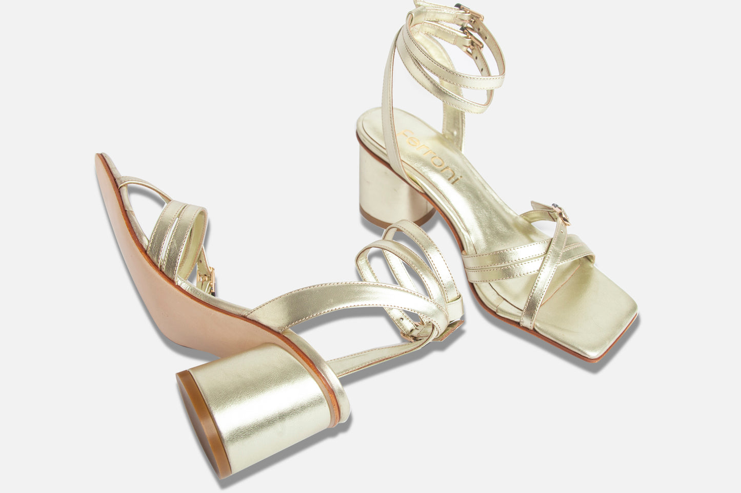 Sandalia Francis Platino